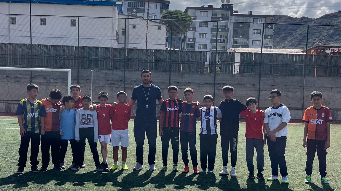 Okulumuzda Spor Faaliyetleri Tüm Hızıyla Devam Ediyor